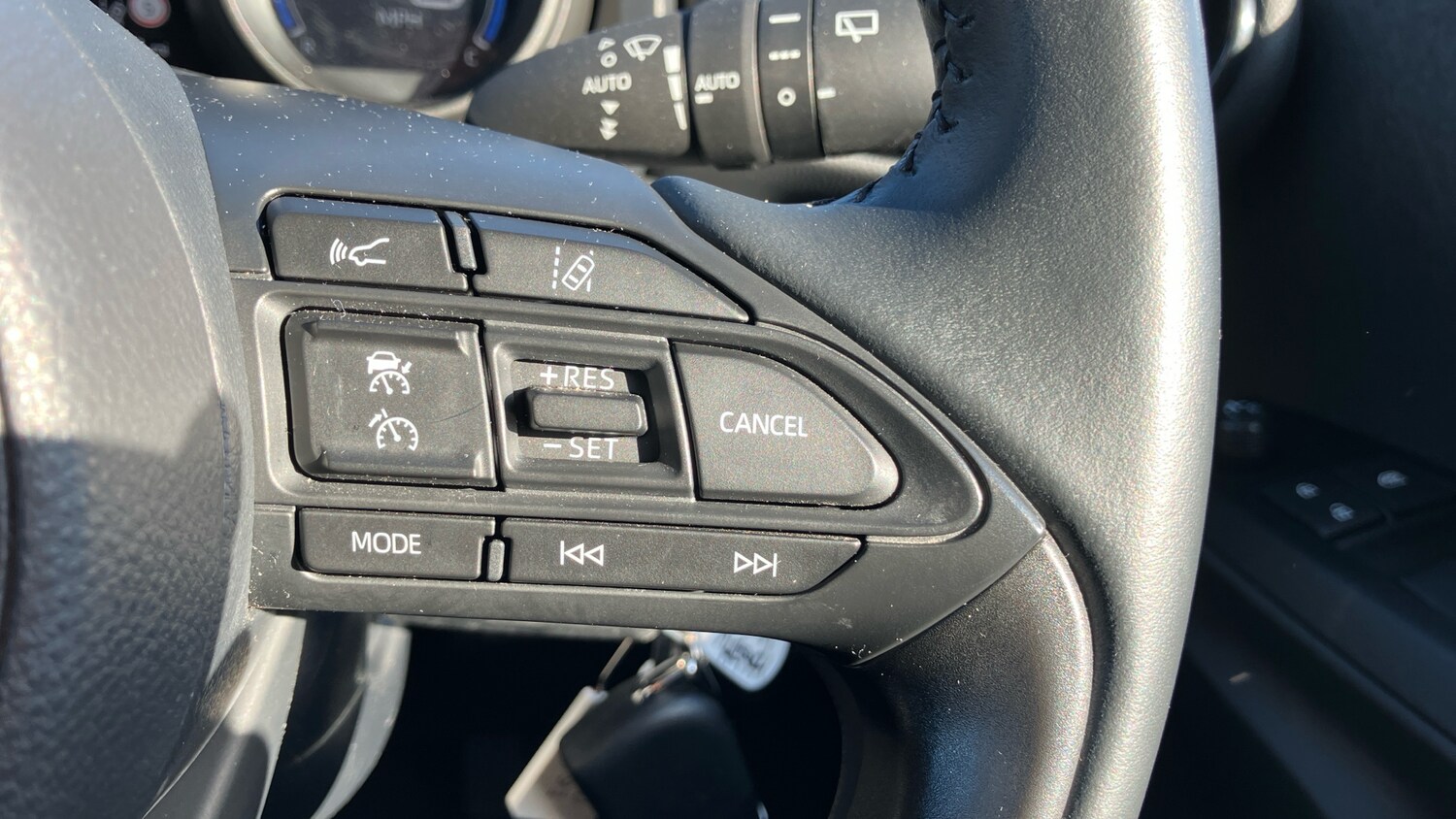 Used Toyota Yaris 2023 for sale - 78010925: Photo 37