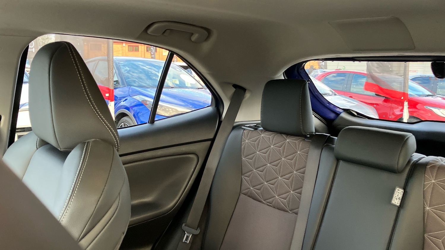 Used Toyota Yaris Cross 2024 for sale - 76984631: Photo 24