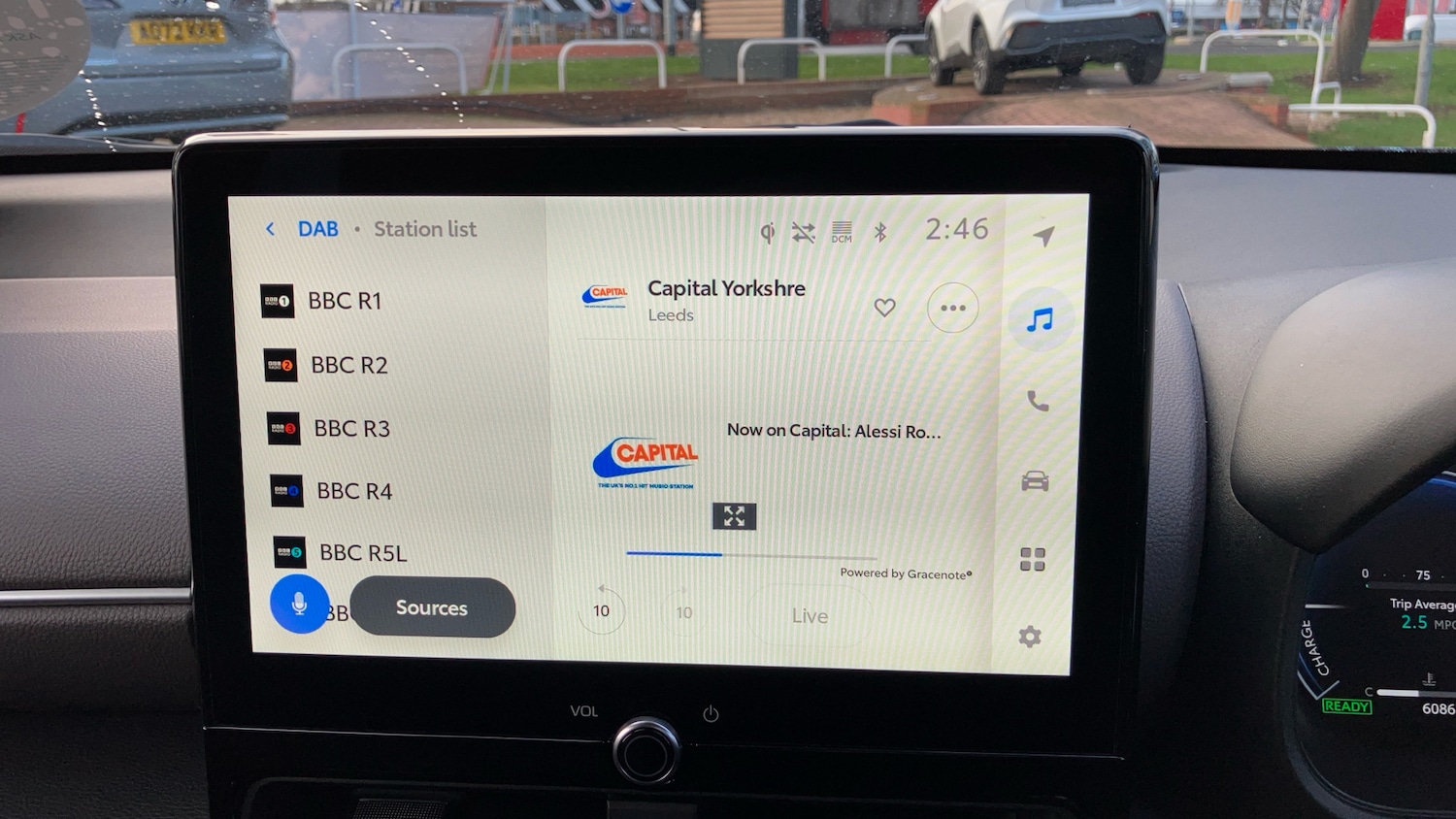 Used Toyota Yaris Cross 2024 for sale - 76984631: Photo 30