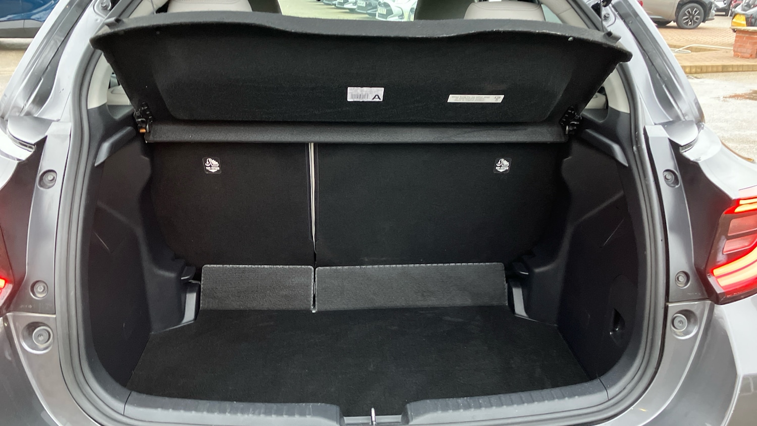 Used Toyota Yaris 2022 for sale - 77651019: Photo 14