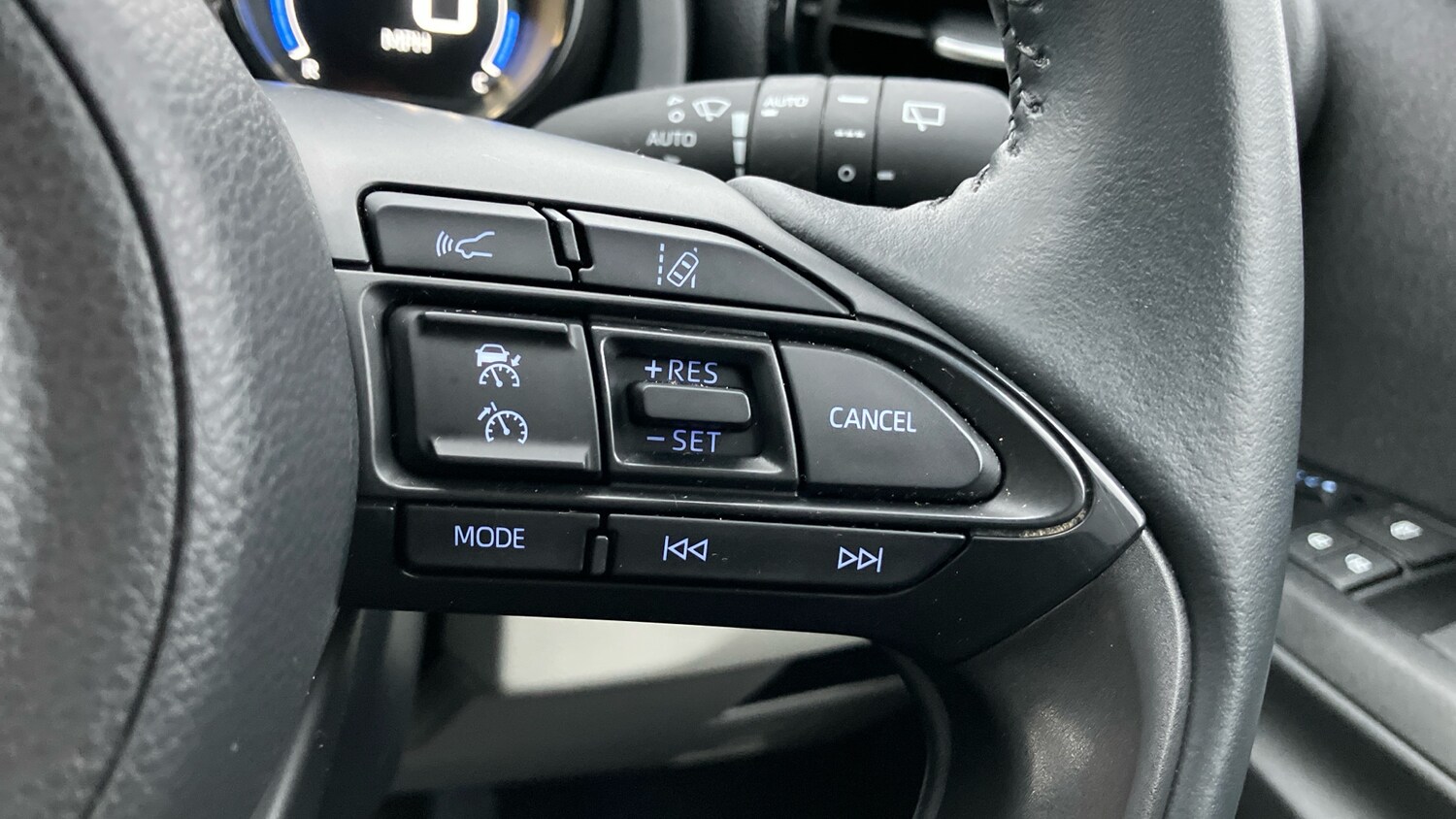 Used Toyota Yaris 2022 for sale - 77651019: Photo 37