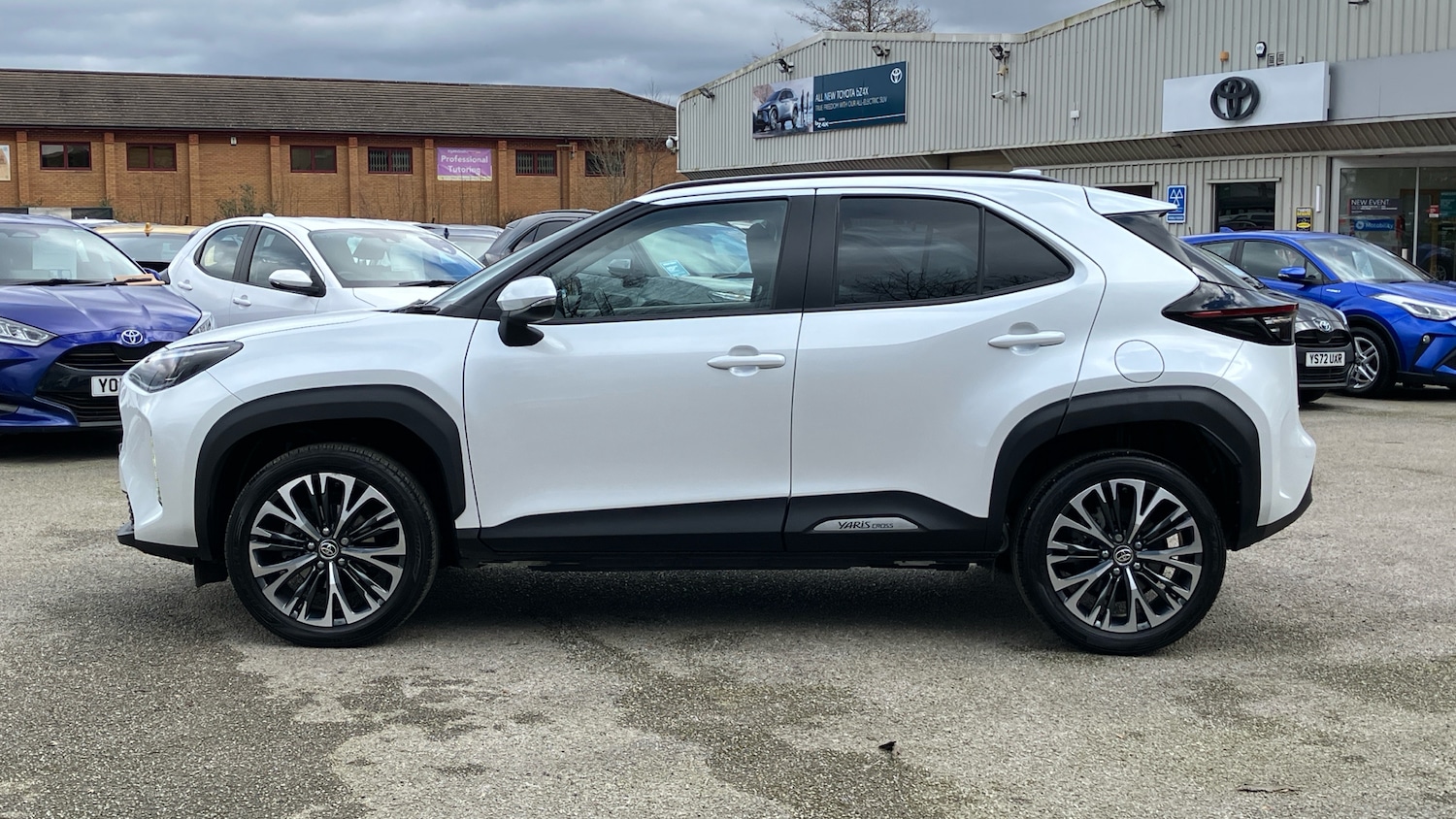 Used Toyota Yaris Cross 2023 for sale - 77917151: Photo 17