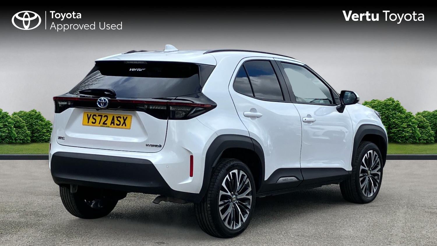 Used Toyota Yaris Cross 2023 for sale - 77917151: Photo 2