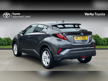 Used Toyota C-HR 2022 for sale - 77447000: Photo