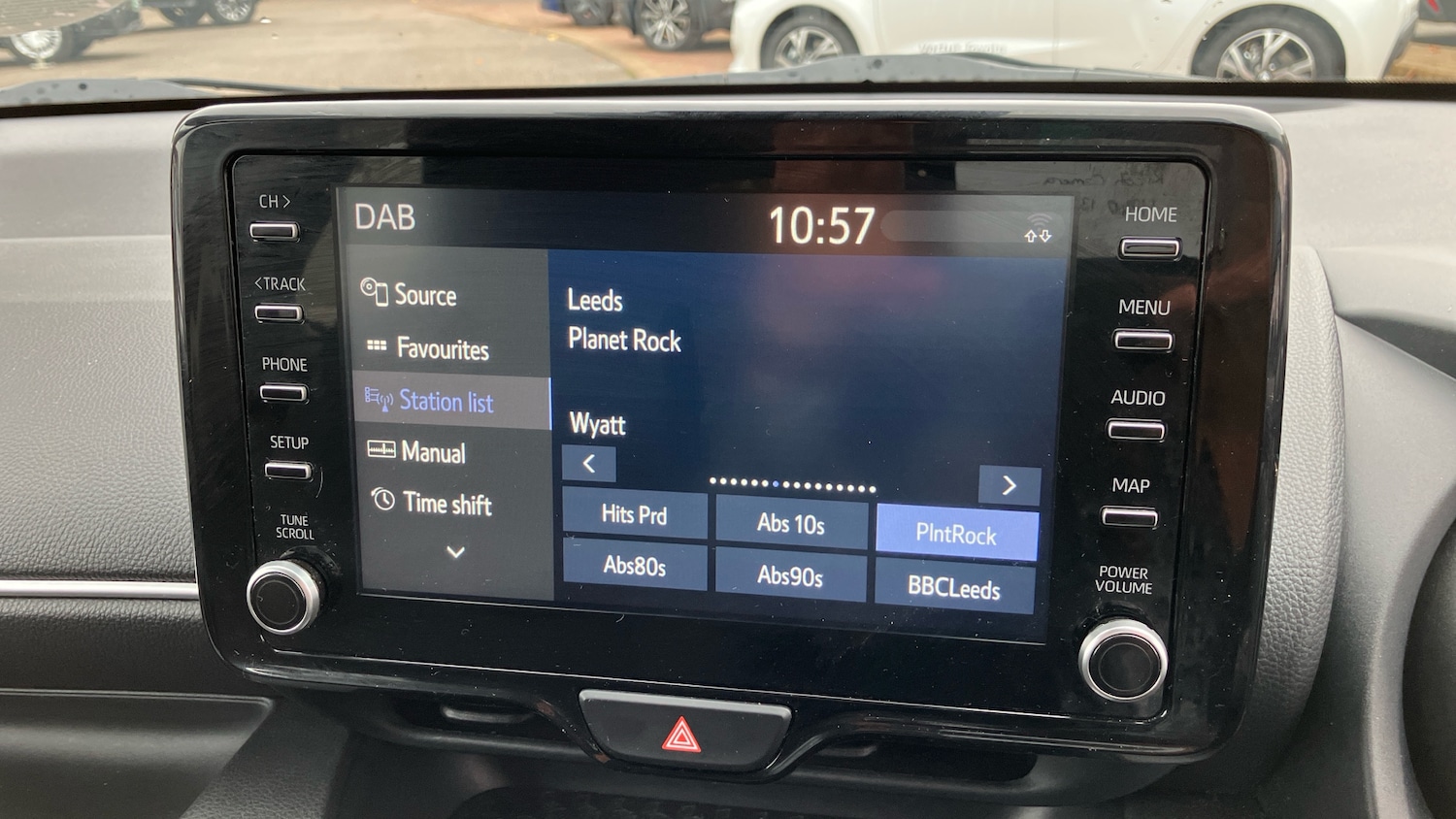 Used Toyota Yaris 2022 for sale - 75997284: Photo 30