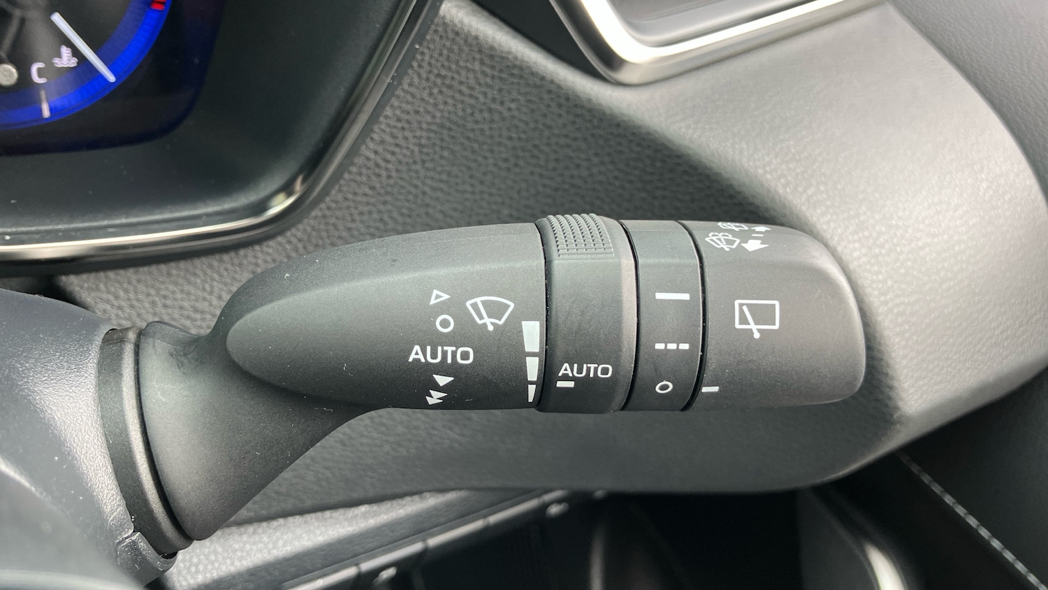 Used Toyota Corolla 2020 for sale - 76143085: Photo 39