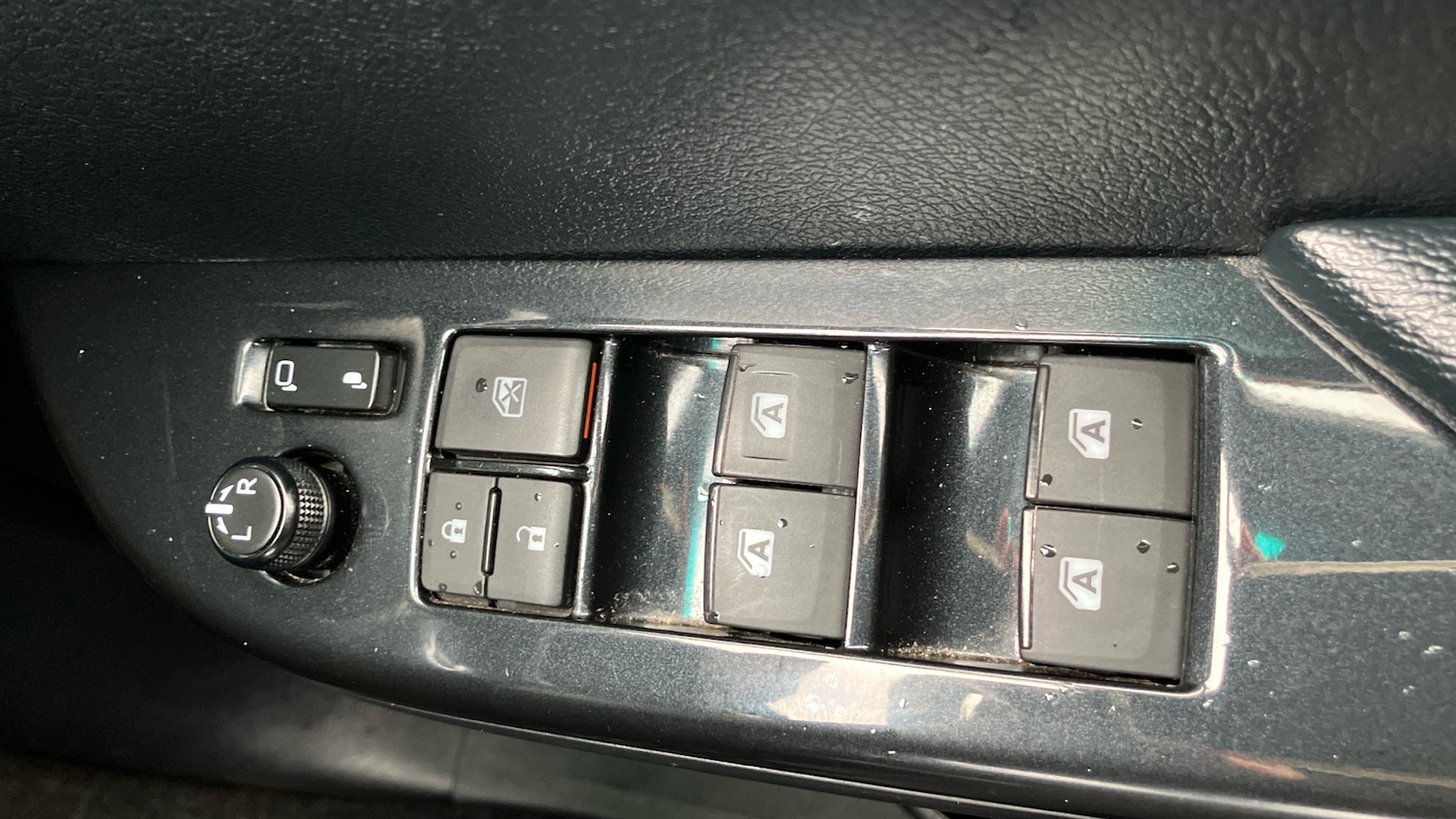 Used Toyota Hilux 2023 for sale - 76492110: Photo 22