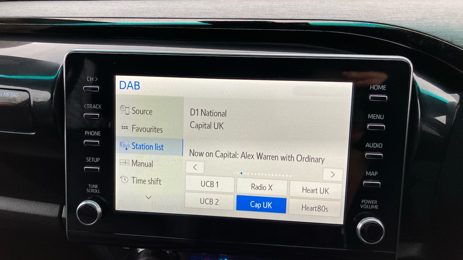 Used Toyota Hilux 2023 for sale - 76492110: Photo 30