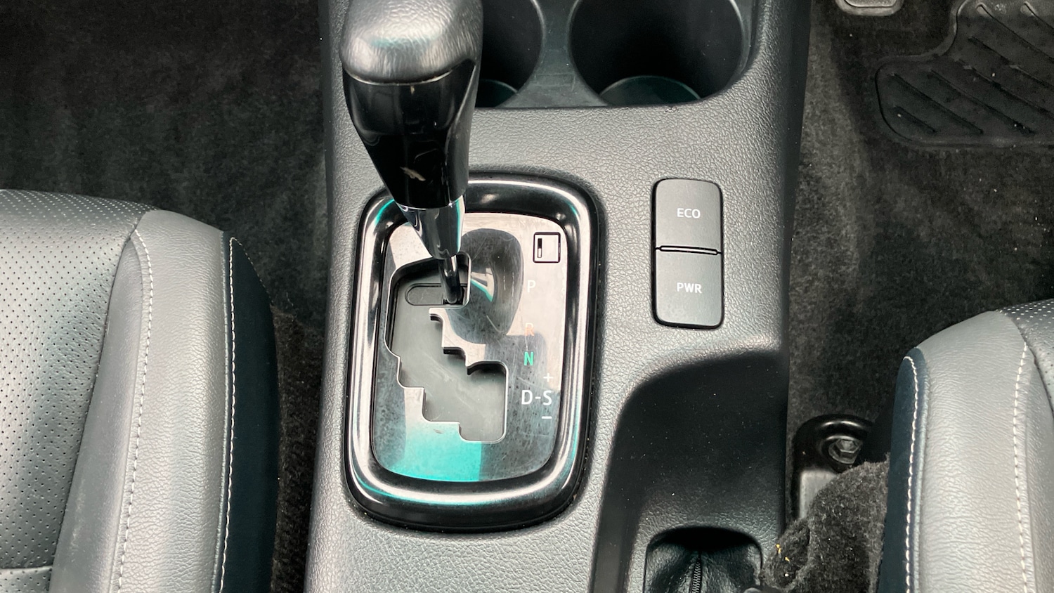 Used Toyota Hilux 2023 for sale - 76492110: Photo 35