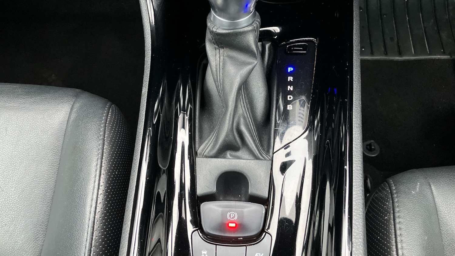 Used Toyota C-HR 2020 for sale - 76777174: Photo 35