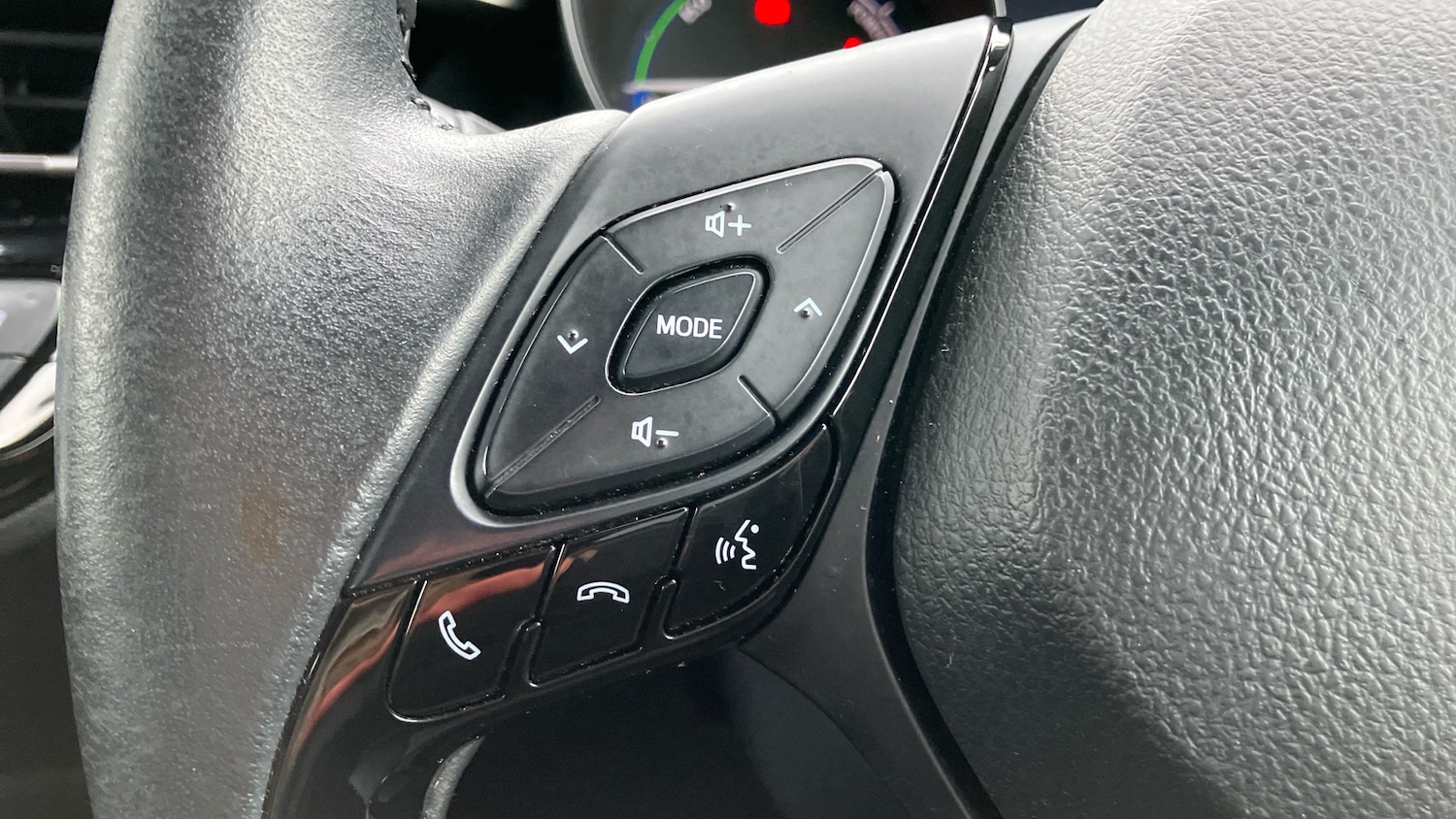 Used Toyota C-HR 2020 for sale - 76777174: Photo 36