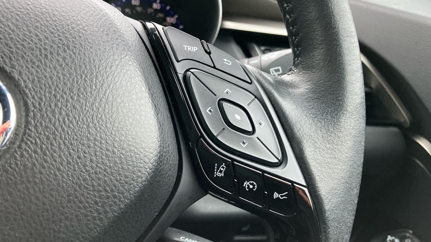 Used Toyota C-HR 2020 for sale - 76777174: Photo 37