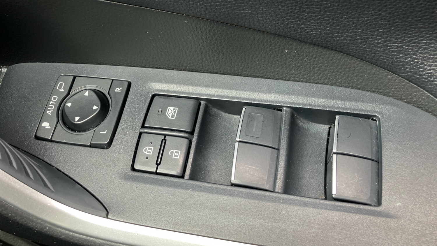 Used Toyota RAV4 2020 for sale - 76157053: Photo 22