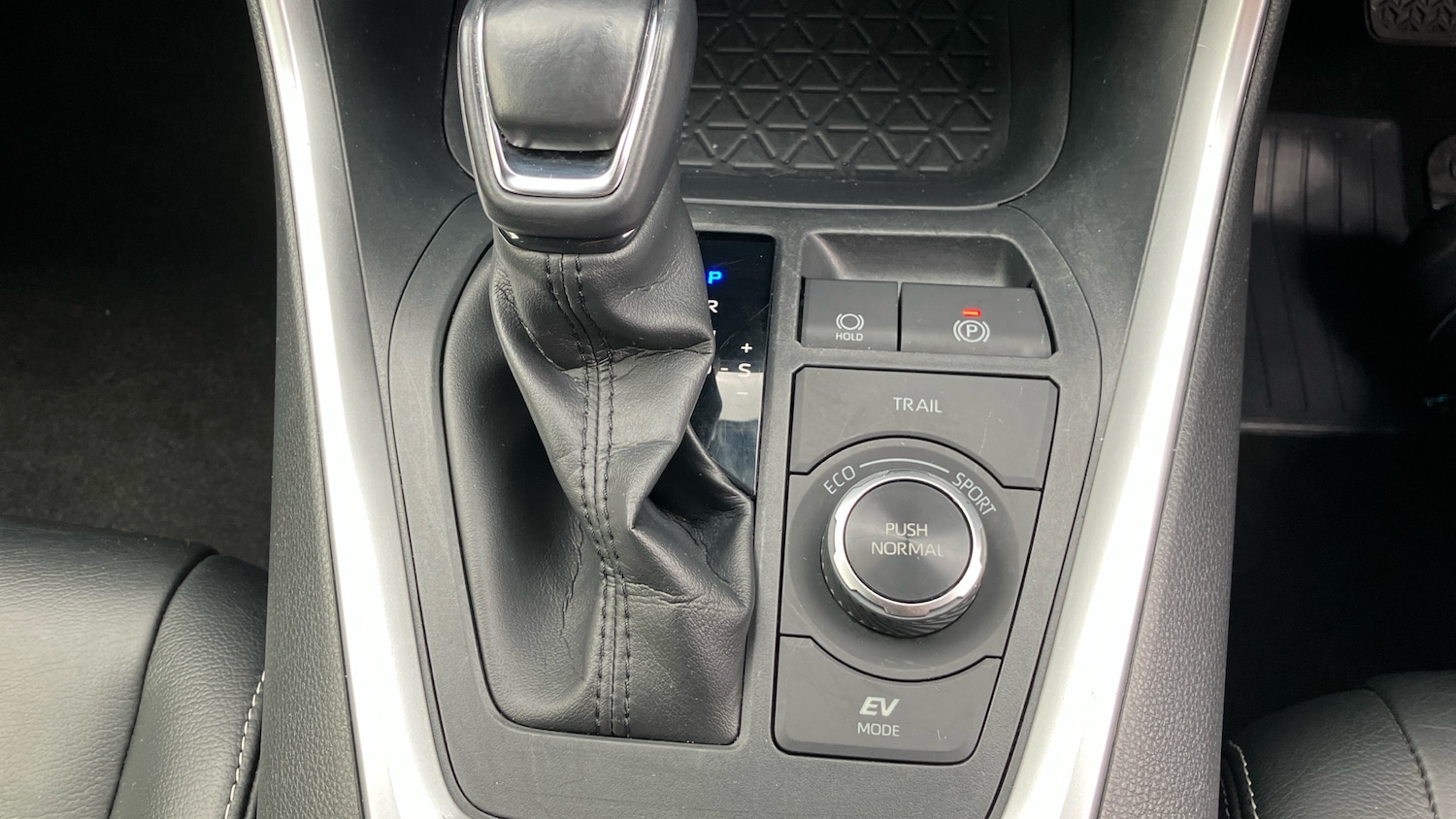 Used Toyota RAV4 2020 for sale - 76157053: Photo 35