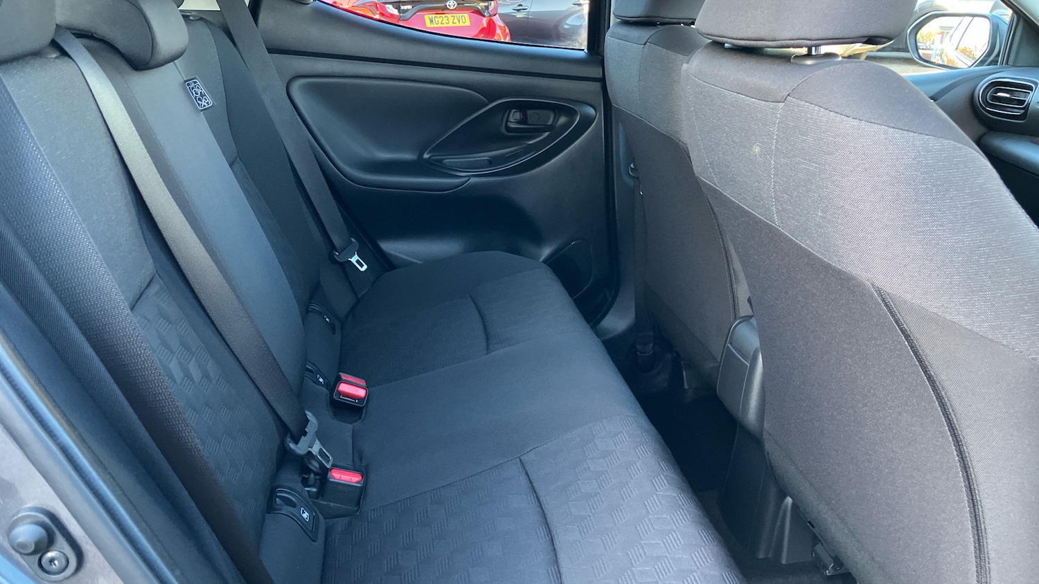 Used Toyota Yaris 2024 for sale - 76354898: Photo 12