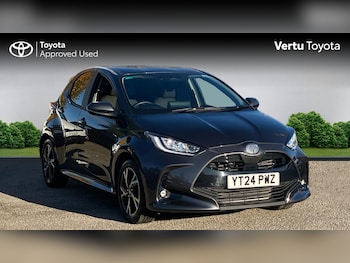 Used Toyota Yaris 2024 for sale - 76354898: Photo