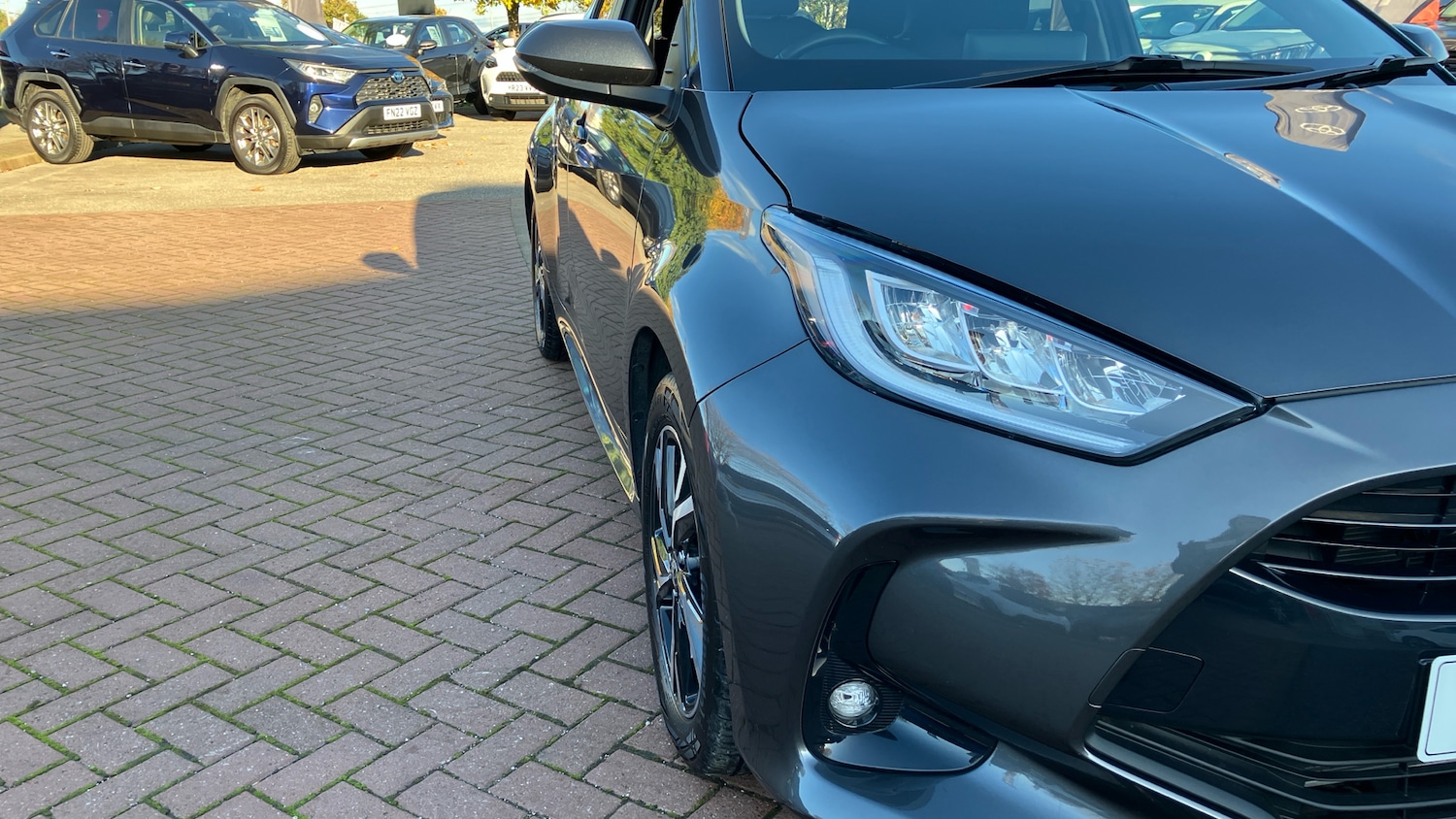 Used Toyota Yaris 2024 for sale - 76354898: Photo 41