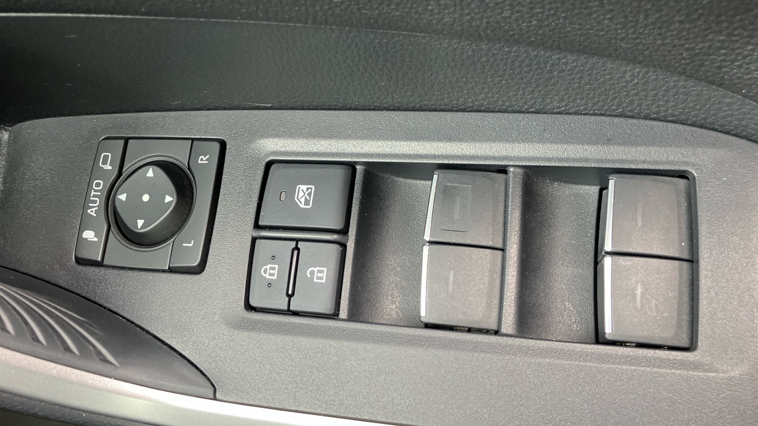 Used Toyota RAV4 2022 for sale - 76146436: Photo 22