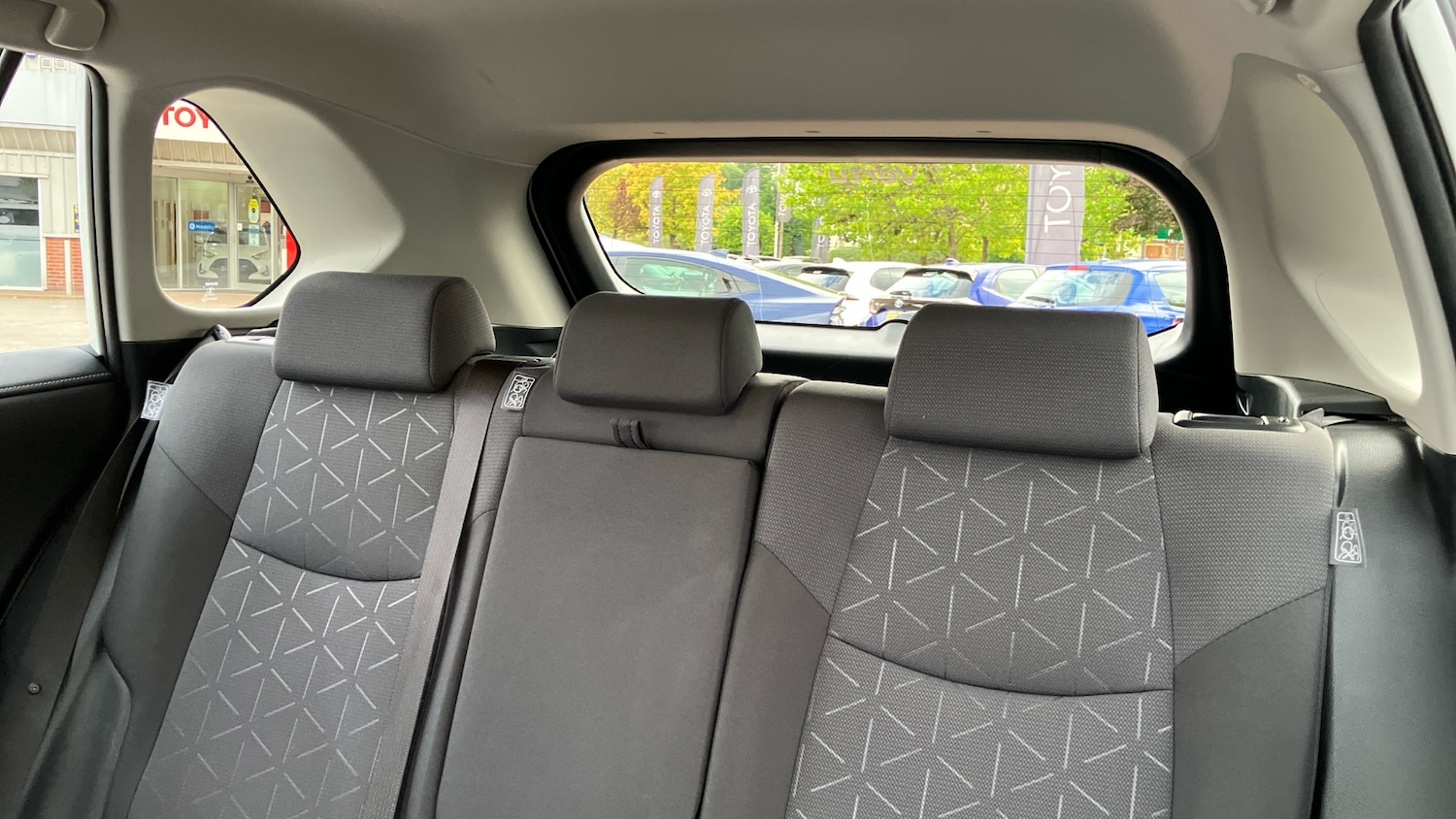 Used Toyota RAV4 2022 for sale - 76146436: Photo 23