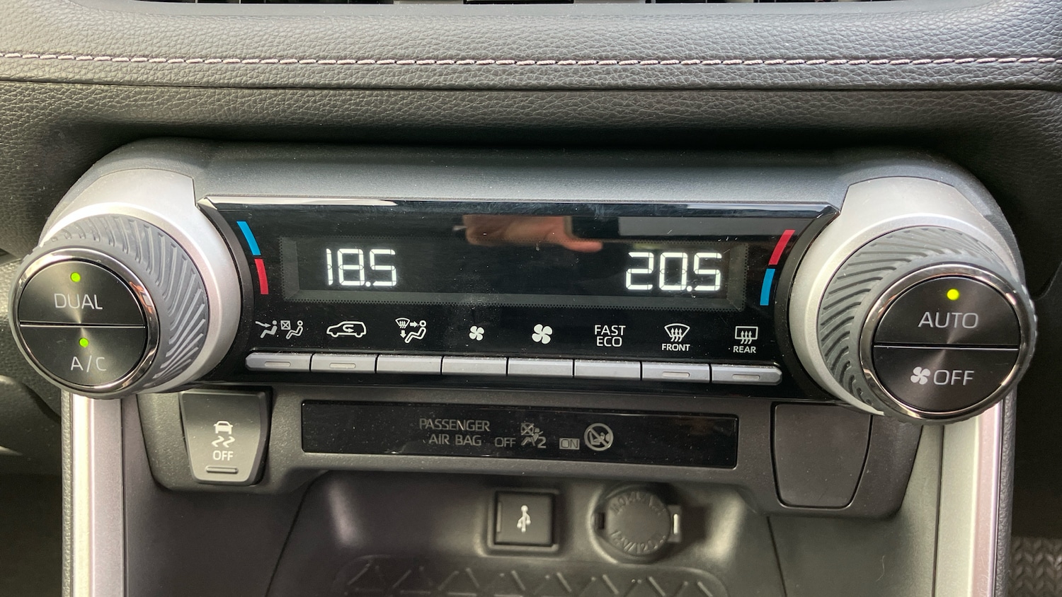 Used Toyota RAV4 2022 for sale - 76146436: Photo 34
