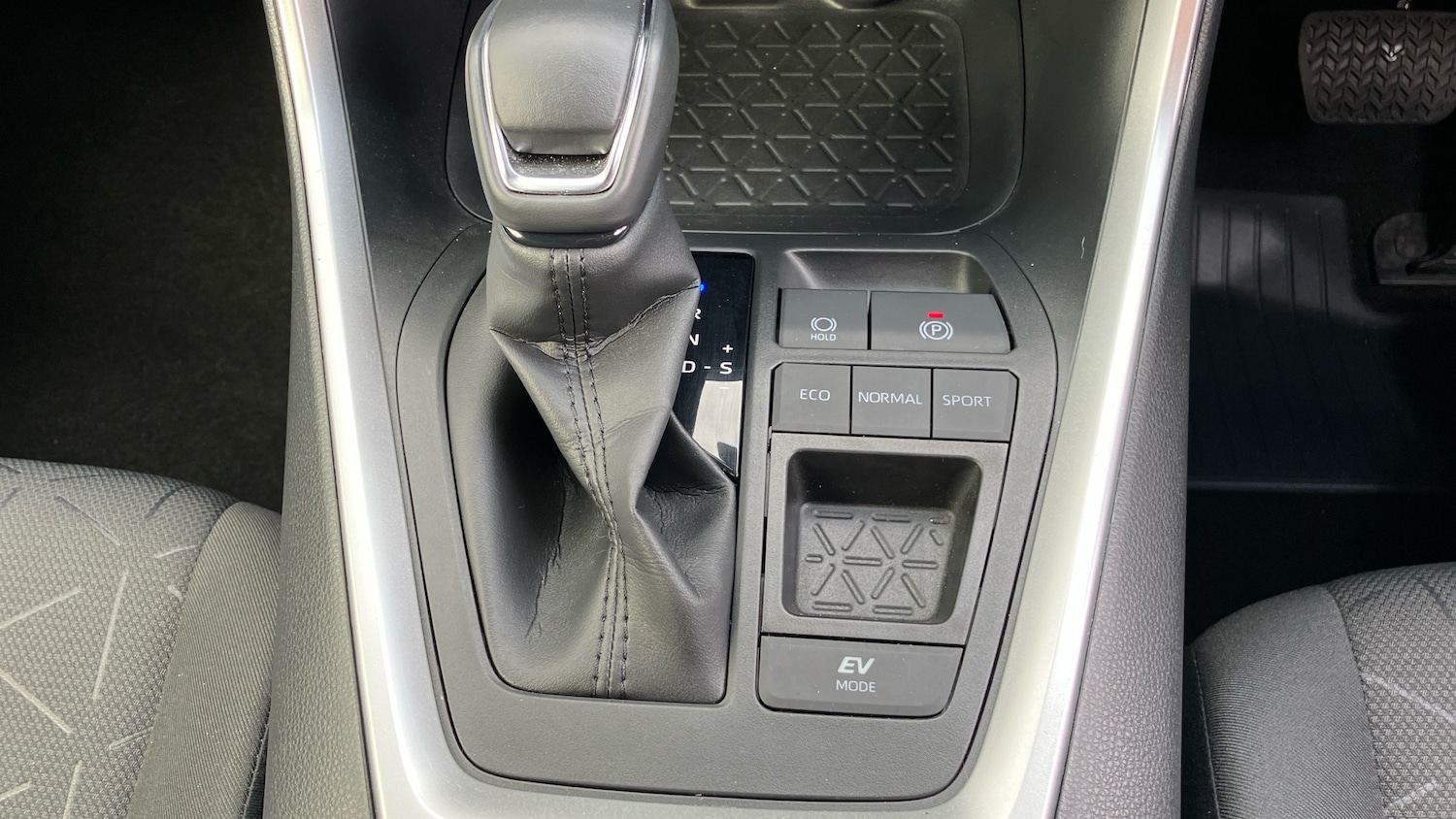 Used Toyota RAV4 2022 for sale - 76146436: Photo 35