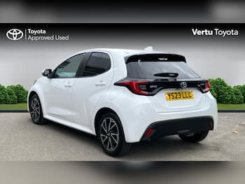 Used Toyota Yaris 2023 for sale - 79761769: Photo
