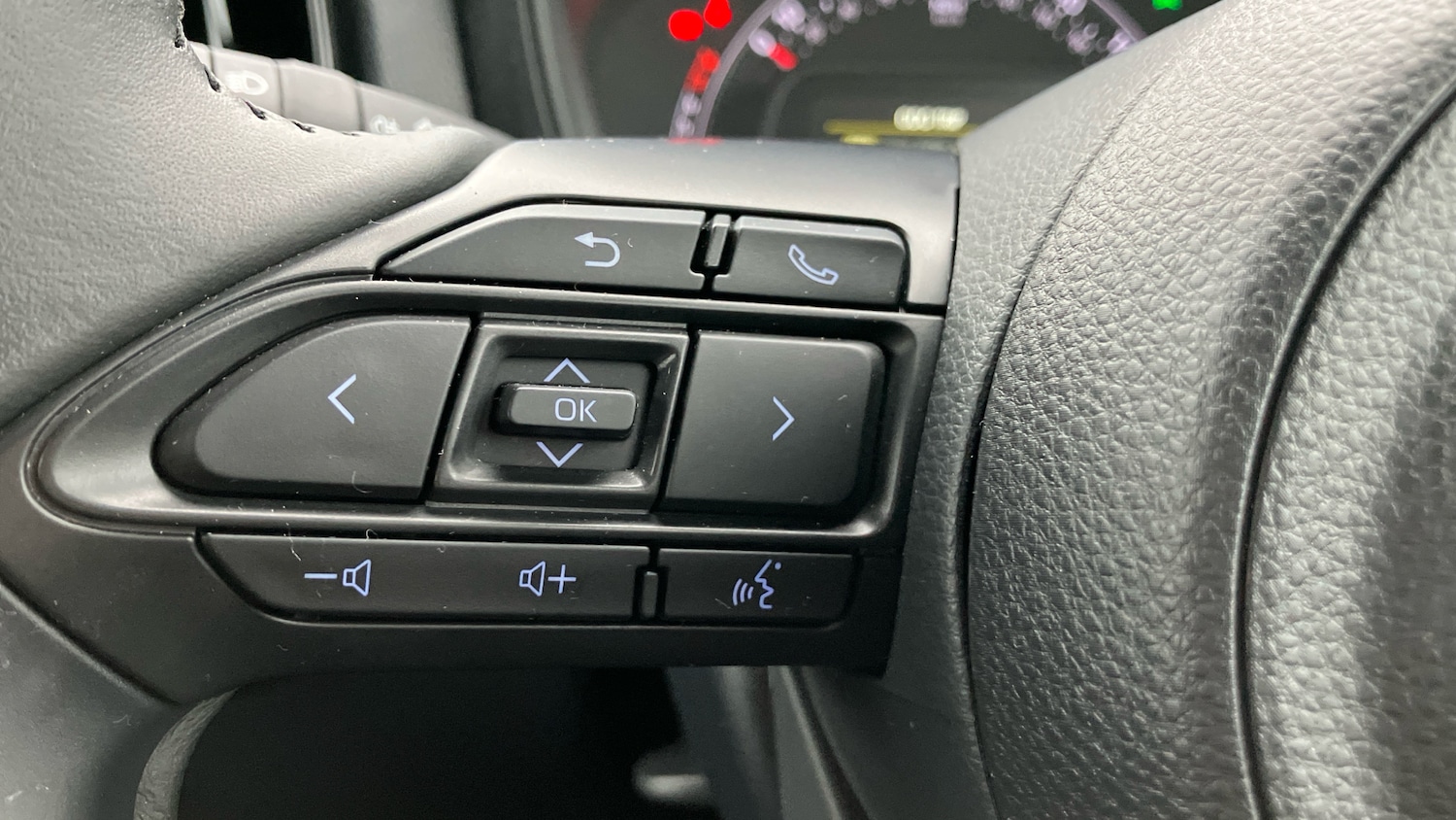 Used Toyota Aygo X 2022 for sale - 76779217: Photo 36