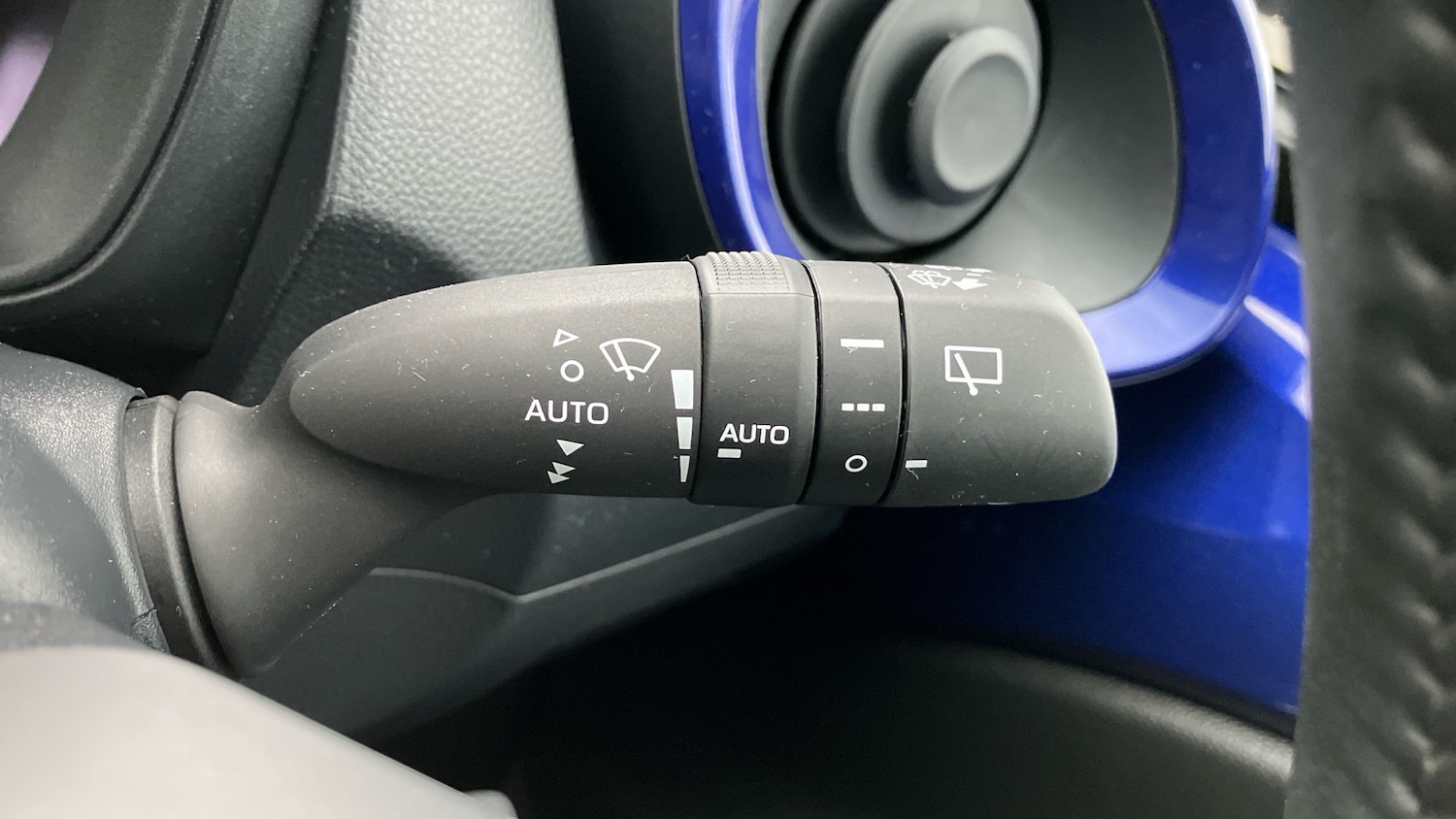 Used Toyota Aygo X 2022 for sale - 76779217: Photo 39