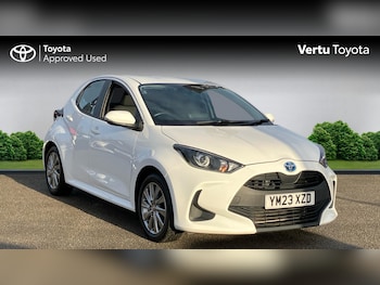 Used Toyota Yaris 2023 for sale - 76707640: Photo