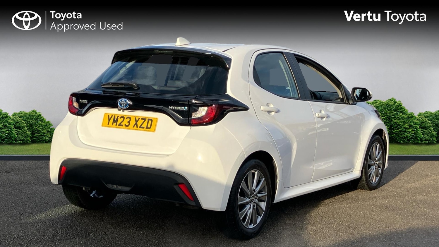 Used Toyota Yaris 2023 for sale - 76707640: Photo 2