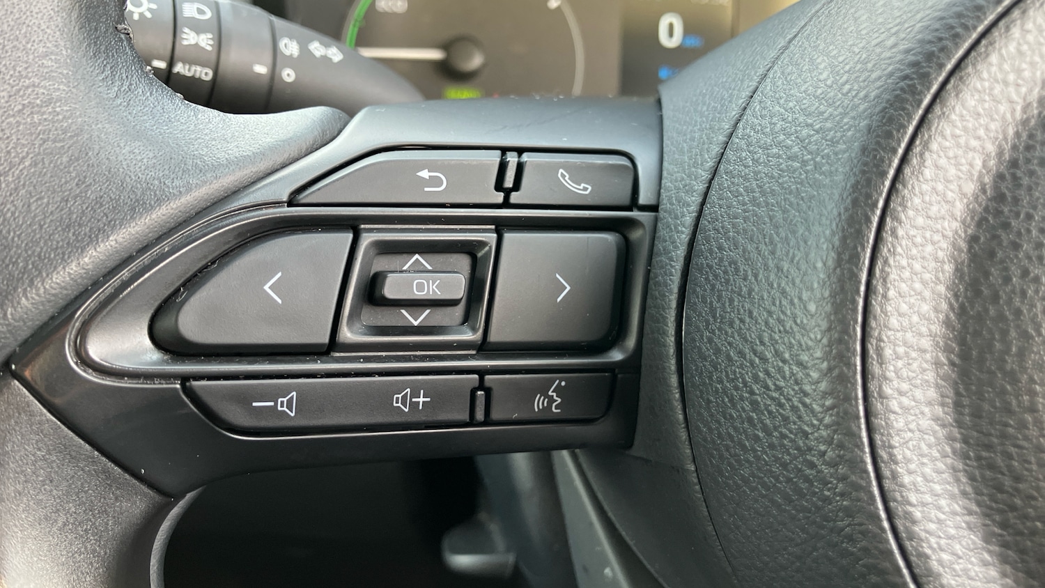 Used Toyota Yaris 2023 for sale - 76707640: Photo 36