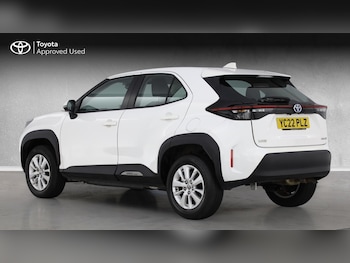 Used Toyota Yaris Cross 2022 for sale - 79217206: Photo