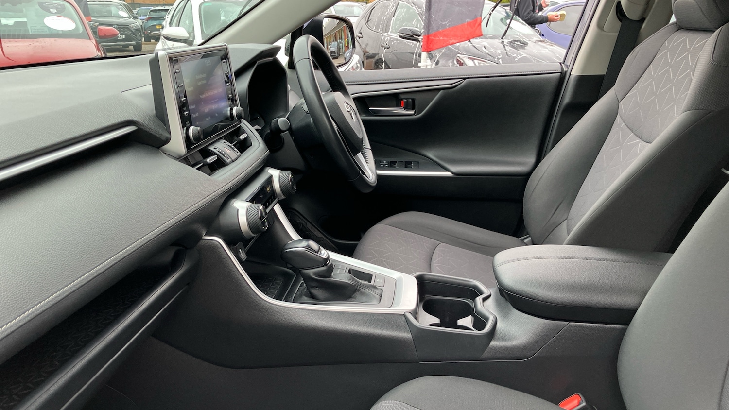 Used Toyota RAV4 2021 for sale - 76638566: Photo 10