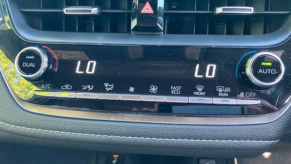 Used Toyota Corolla 2022 for sale - 76315278: Photo 34