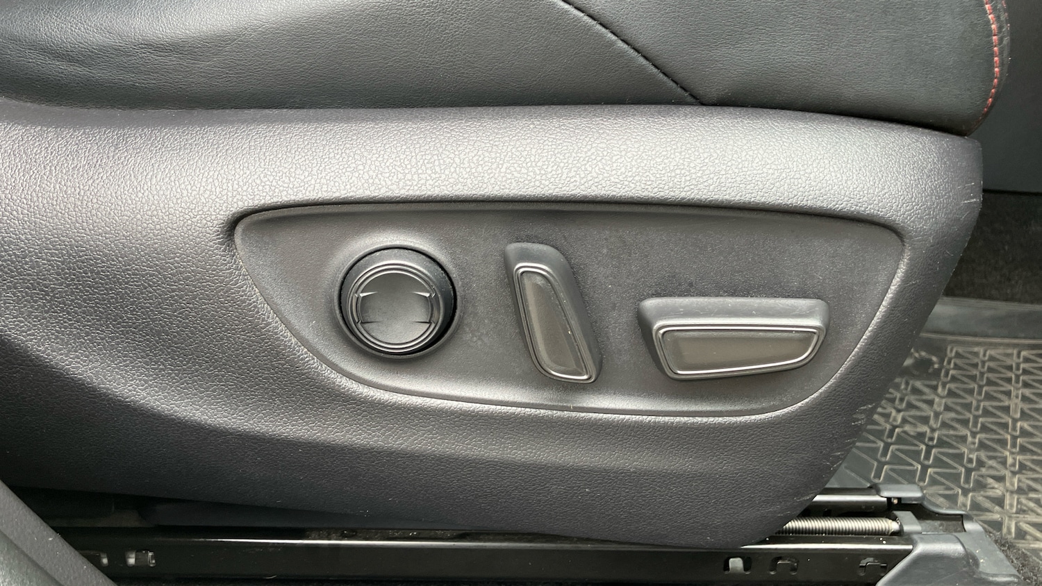 Used Toyota RAV4 2022 for sale - 78109283: Photo 30