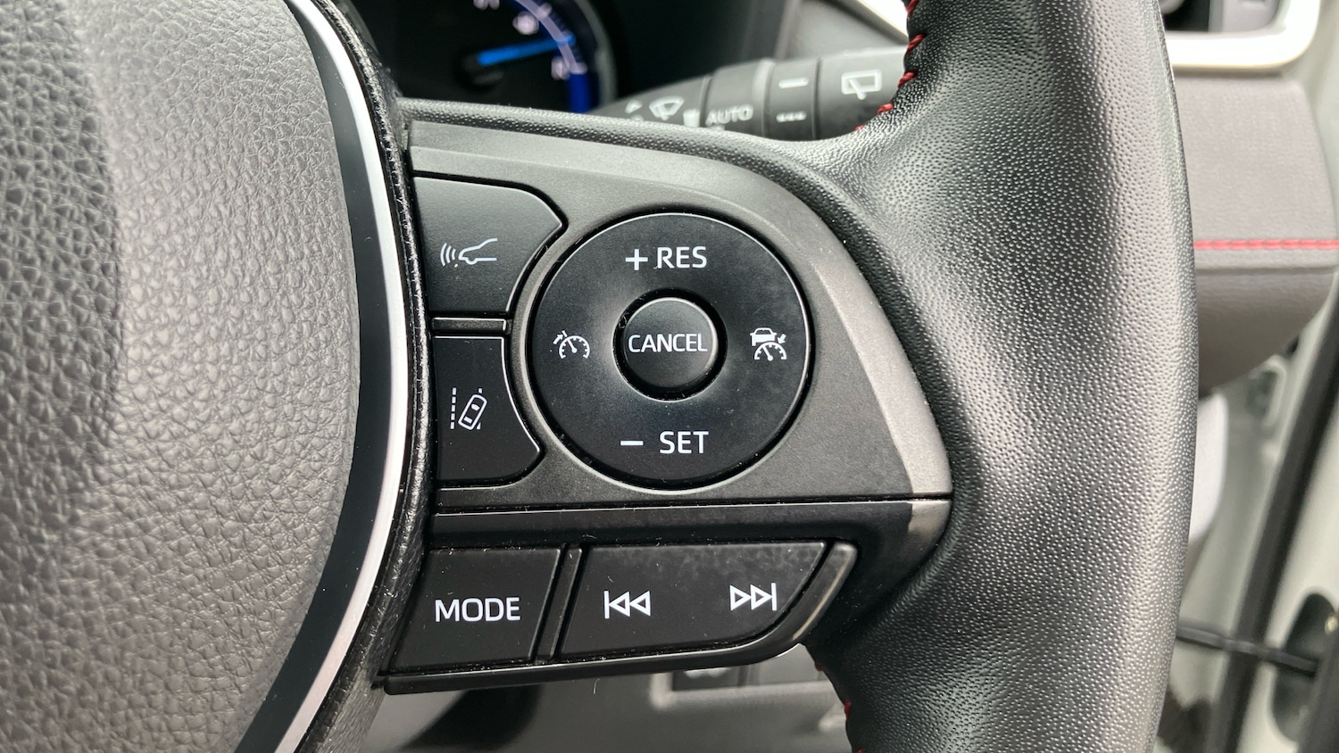 Used Toyota RAV4 2022 for sale - 78109283: Photo 32