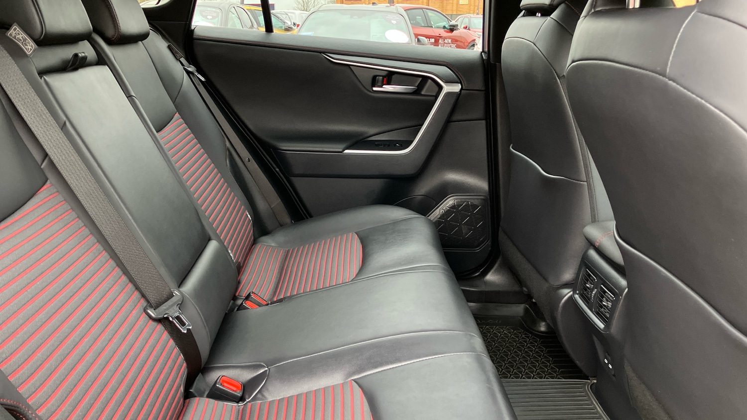 Used Toyota RAV4 2022 for sale - 78109283: Photo 8