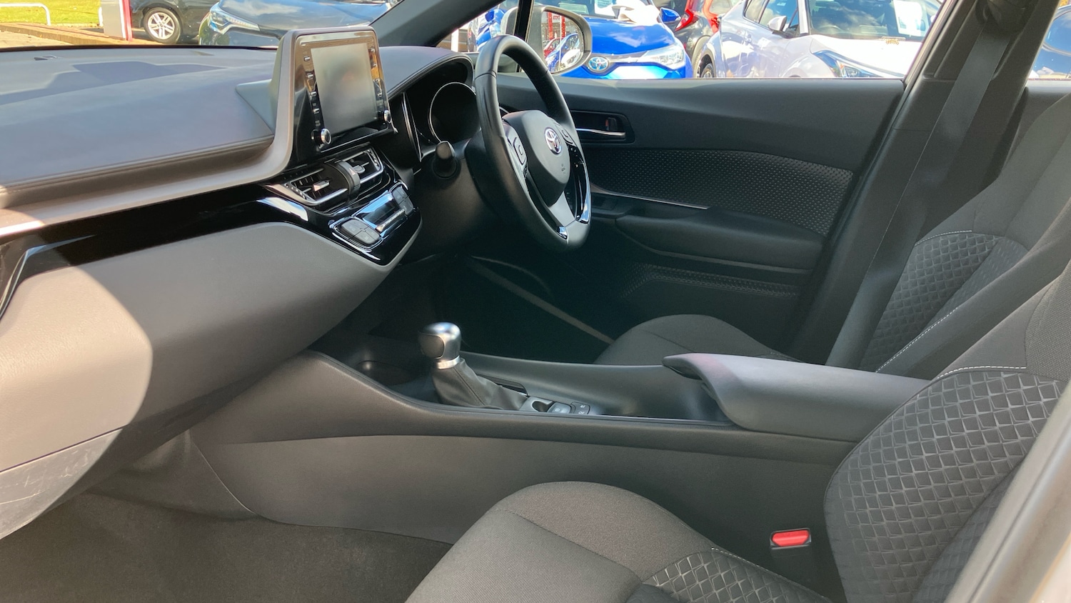 Used Toyota C-HR 2022 for sale - 75894329: Photo 10