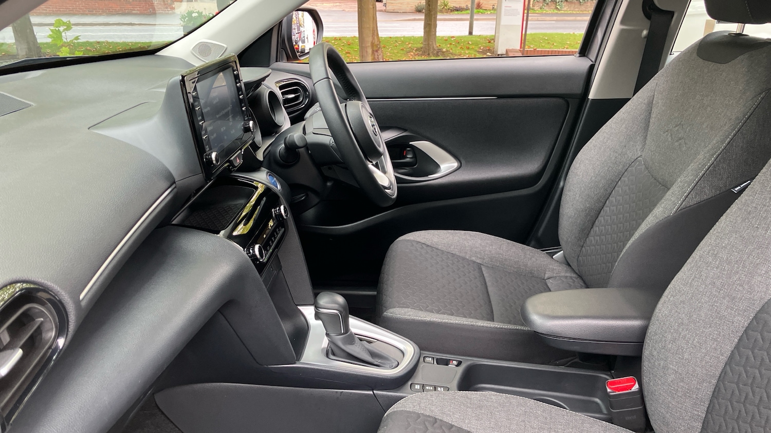 Used Toyota Yaris Cross 2024 for sale - 75945074: Photo 10