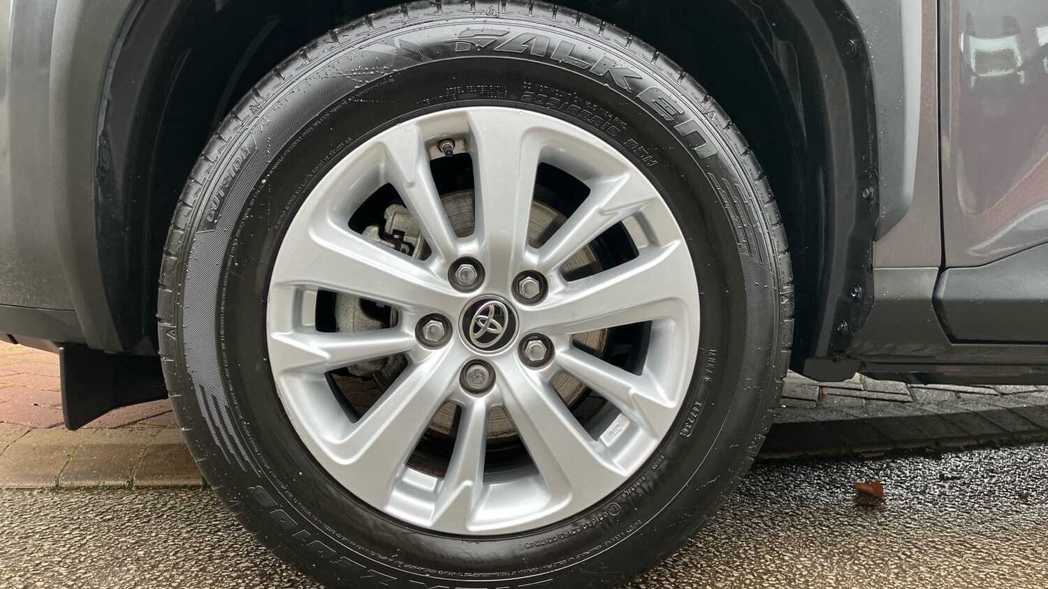 Used Toyota Yaris Cross 2024 for sale - 75945074: Photo 18