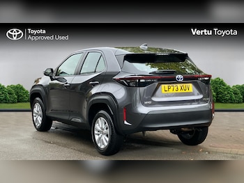 Used Toyota Yaris Cross 2024 for sale - 75945074: Photo