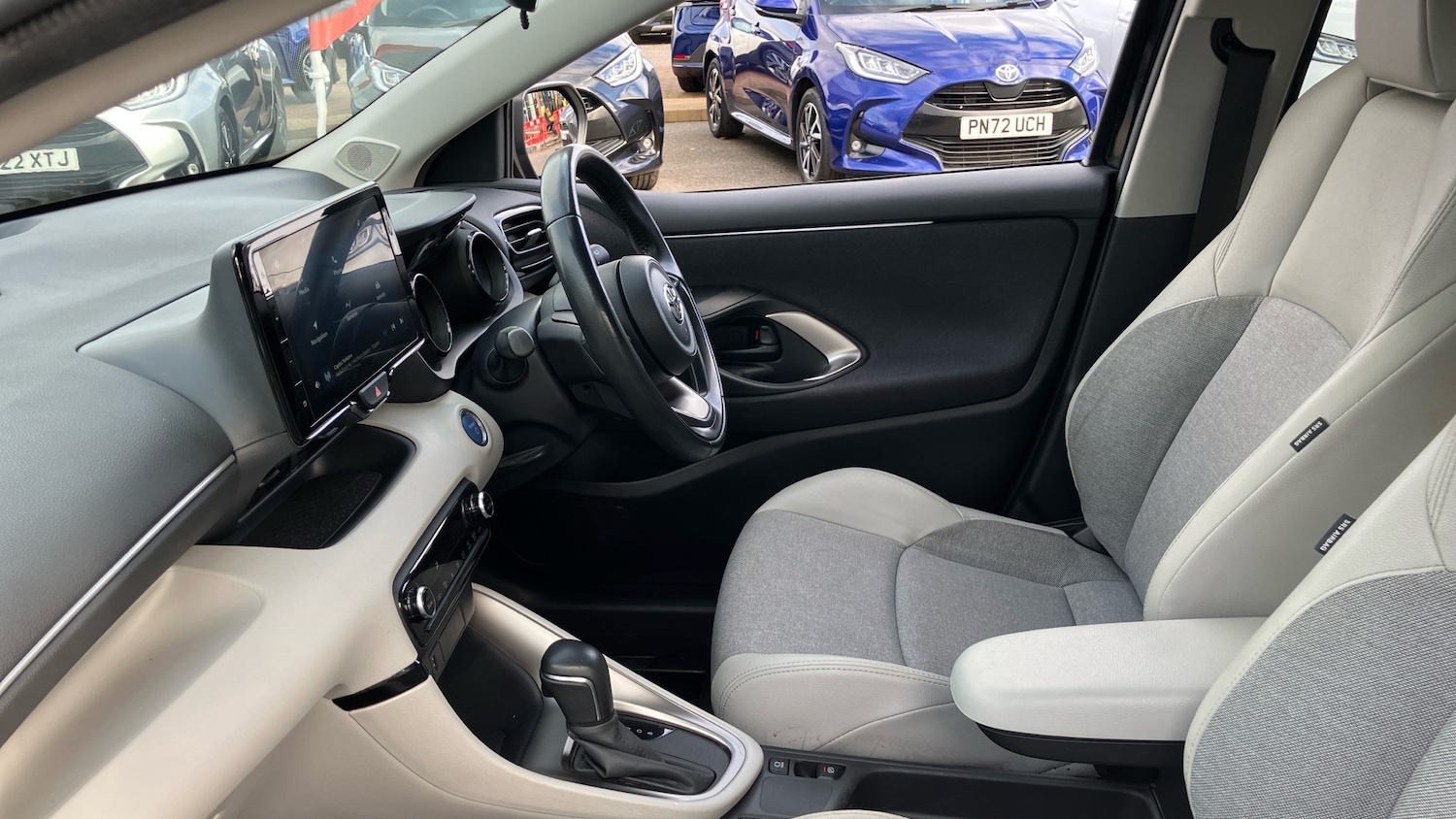 Used Toyota Yaris 2023 for sale - 76384925: Photo 10
