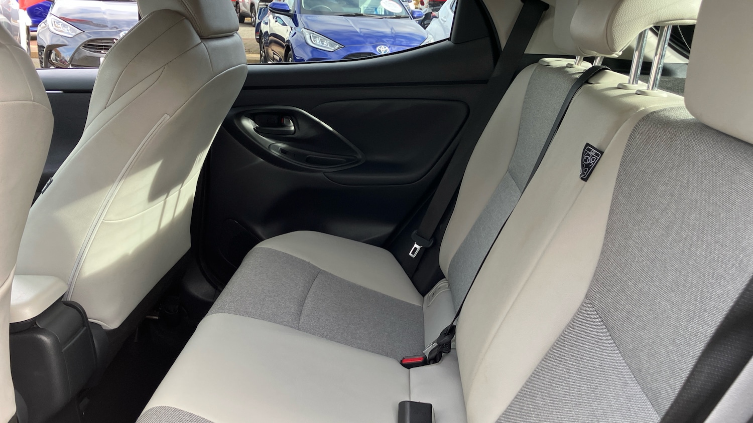 Used Toyota Yaris 2023 for sale - 76384925: Photo 13