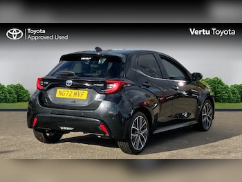 Used Toyota Yaris 2023 for sale - 76384925: Photo