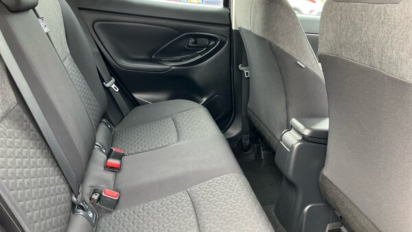 Used Toyota Yaris Cross 2023 for sale - 76045925: Photo 12