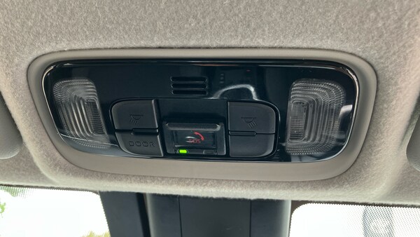 Used Toyota Yaris Cross 2023 for sale - 76045925: Photo 33