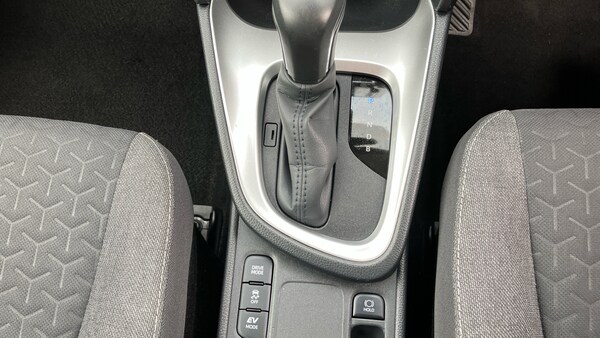 Used Toyota Yaris Cross 2023 for sale - 76045925: Photo 35
