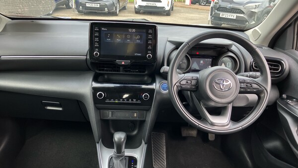 Used Toyota Yaris Cross 2023 for sale - 76045925: Photo 5