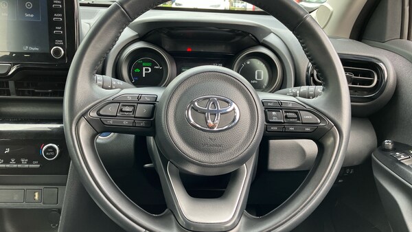Used Toyota Yaris Cross 2023 for sale - 76045925: Photo 8