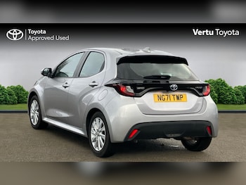 Used Toyota Yaris 2022 for sale - 76627843: Photo
